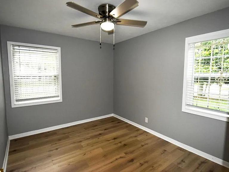 10213 Fairland Dr — Photo 26