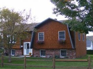 21 Pinecrest Ave, Berlin, NH 03570