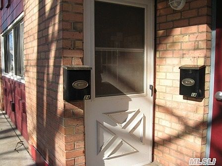 1st image of 400 Fulton St APT 2A