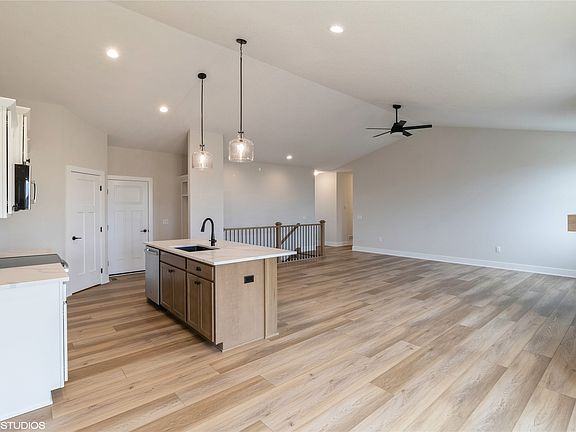 5th image of 1105 Mulberry Dr NW
