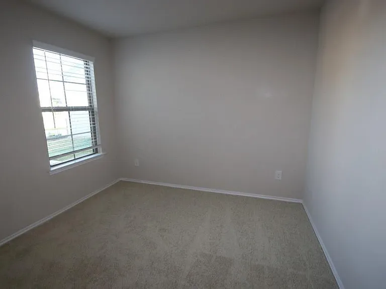 21423 Bluebonnet Cove Ct — Photo 13