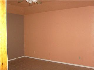 5th image of 1404 Oriole Ave