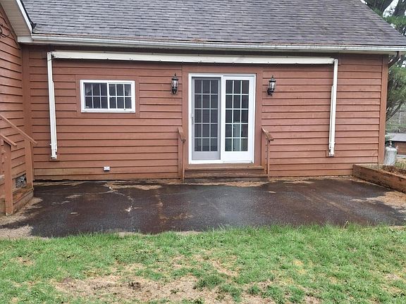 3rd image of 5618 Red Hill Road
