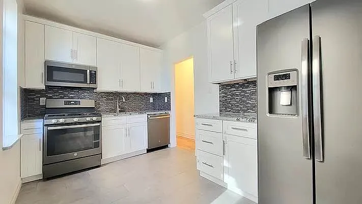 Rented by BRICK & GALO REALTY CORP | media 2