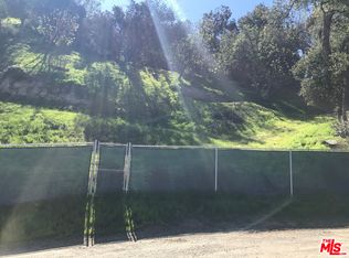 3588 N Oakfield Dr, Sherman Oaks, CA 91423