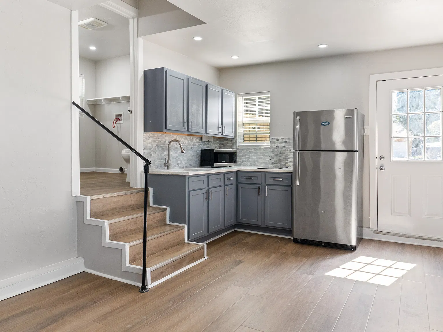 1 bed, 541 sqft, $825 — Photo 3
