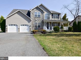 121 Lillian Ave, Sicklerville, NJ 08081