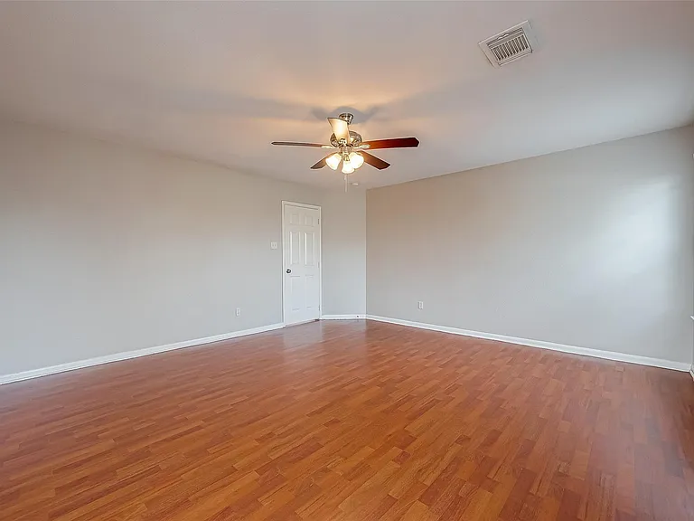 9234 Windswept Grove Dr — Photo 13