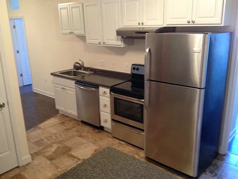 Mendota Lakeshore Apartments LLC — Photo 59