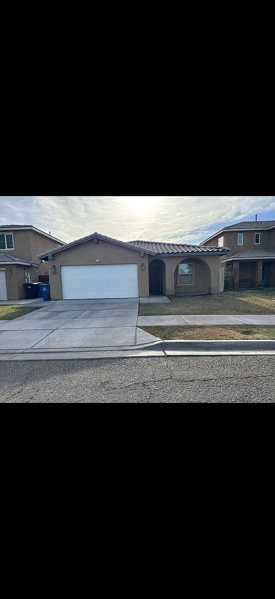 Building Photo - Sky Harbor Way