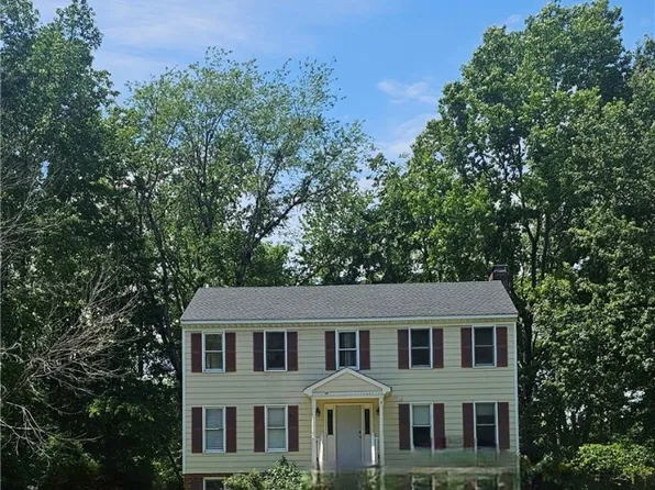 1421 Eastlook Ln, Powhatan, VA 23139