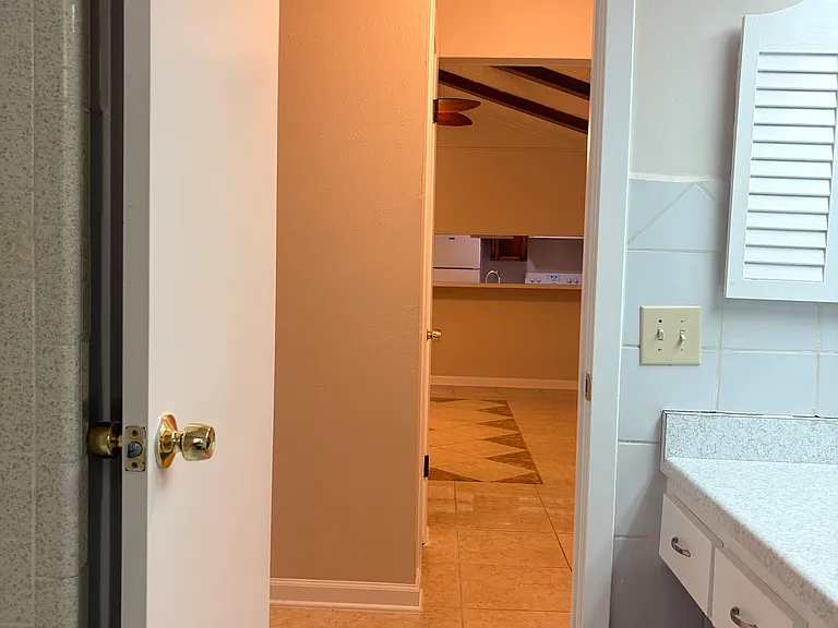 4514 Temple Hl — Photo 20