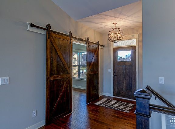 4th image of 1 Lisbon St