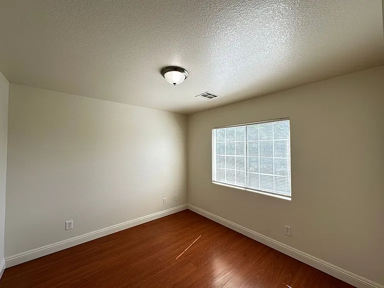 9442 Marshall Creek St — Photo 18
