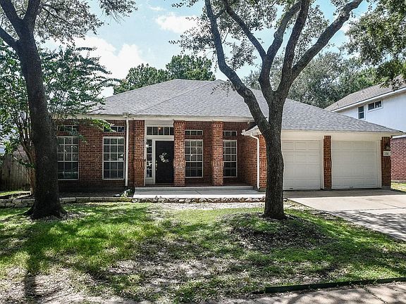 2nd image of 2310 Lashley Ct