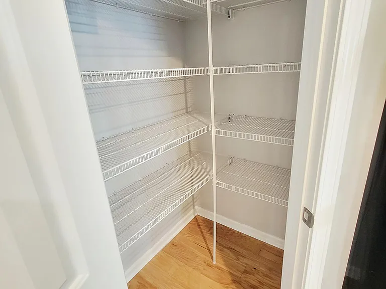 8827 Thornton Town Pl — Photo 27