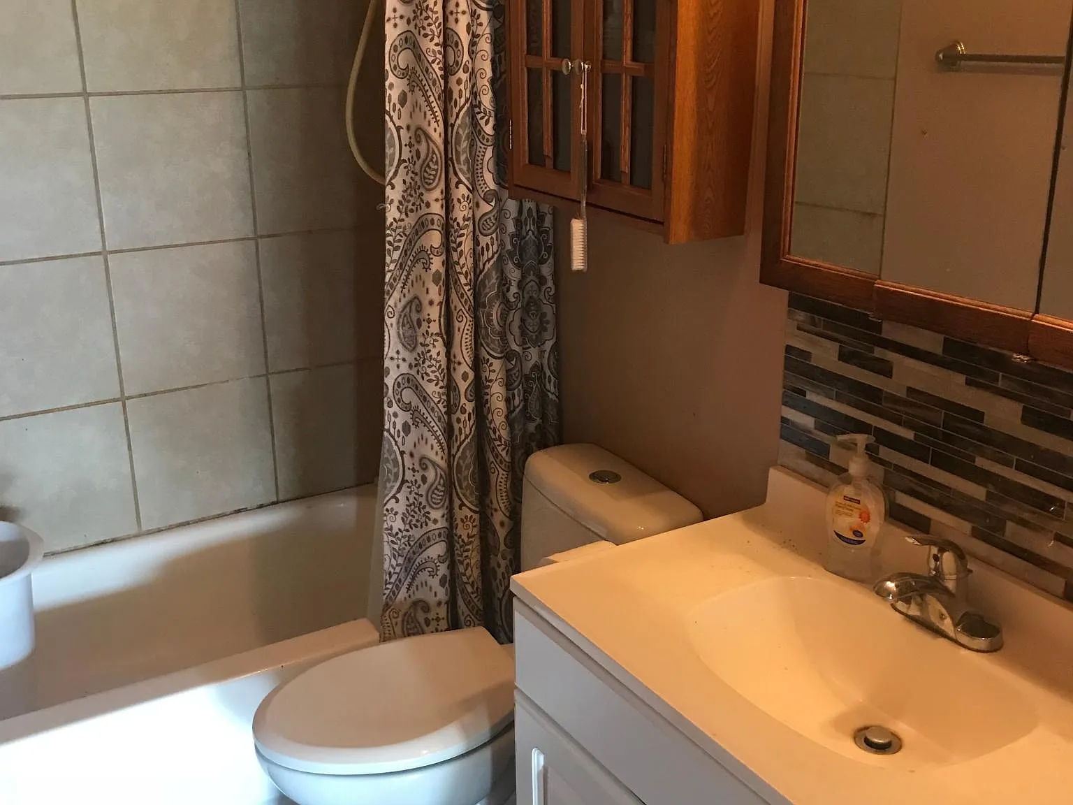 2262 Vale Dr — Photo 1