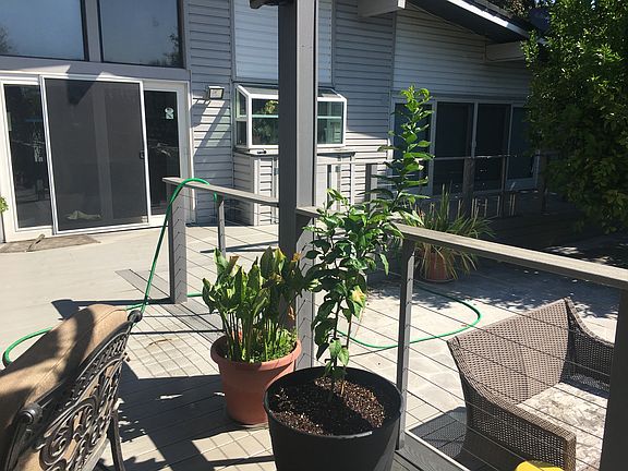 2nd image of 2908 Canal Dr