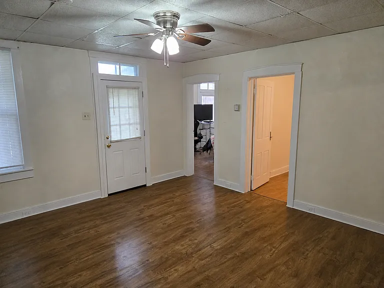 135 W. Charlotte St. — Photo 6