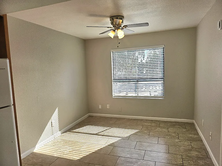 4313 N 19th Ave #218 — Photo 7