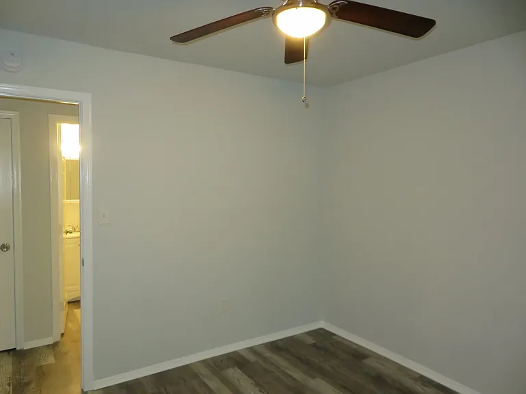 1100 Lakeview Ave — Photo 30