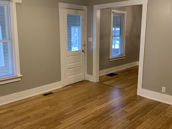 4th image of 336 Bardon St