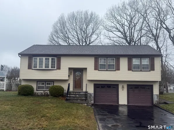 11 Woodmere Road, Waterbury, CT 06705