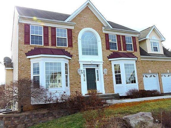 2nd image of 59 Walker Ct