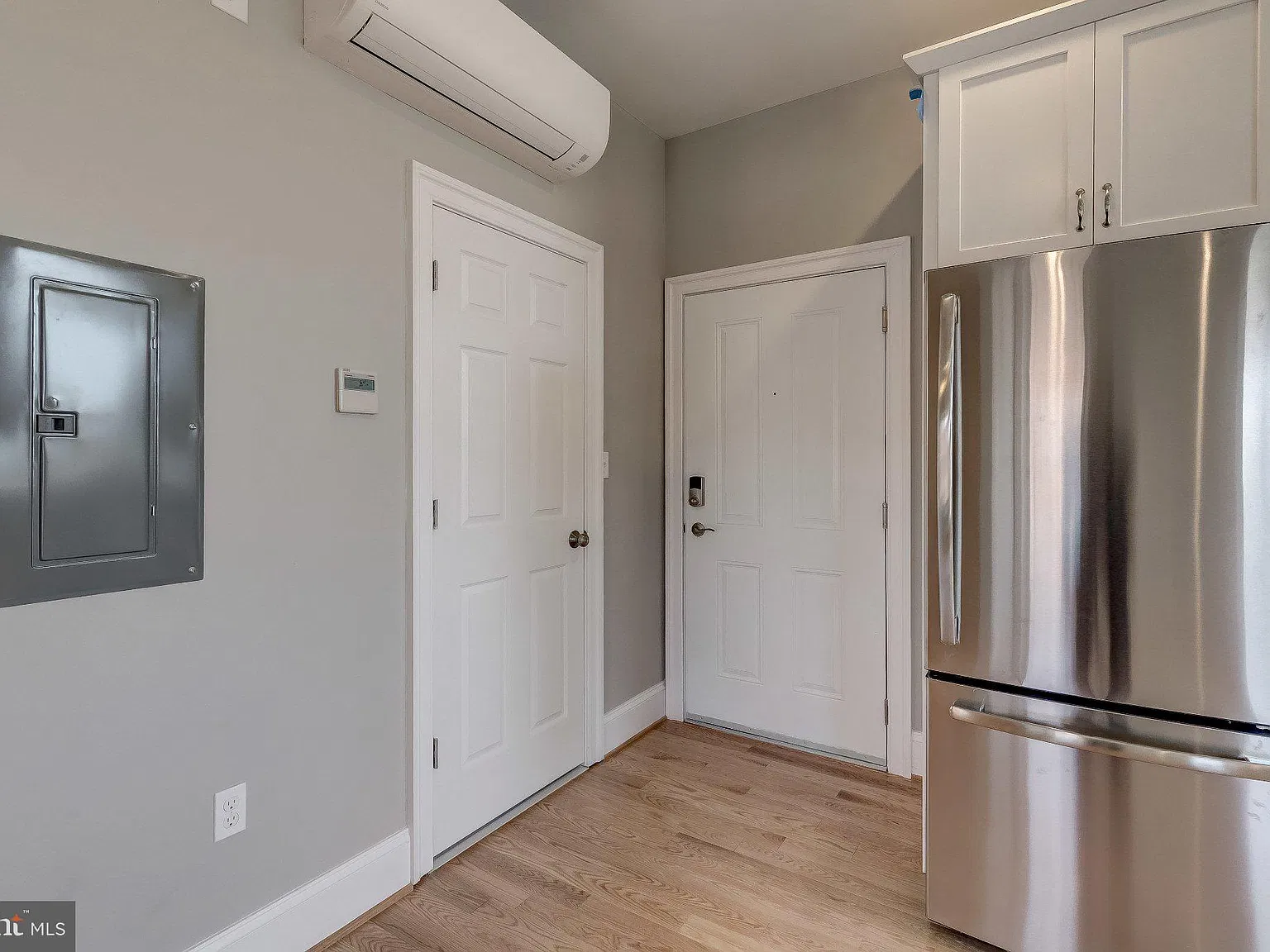 1214 Eutaw Pl — Photo 1