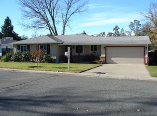 4227 Oak Knoll Dr, Carmichael, CA 95608