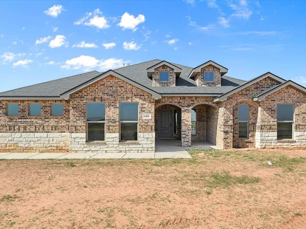 1402 E 29th St, Wolfforth, TX 79382