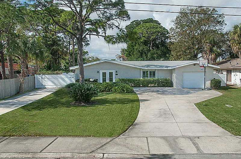 1st image of 5316 Venetian Blvd NE