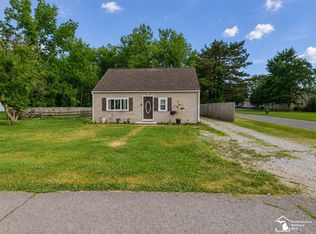83 W Madison St, Petersburg, MI 49270