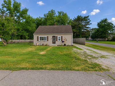 83 W Madison St, Petersburg, MI, 49270