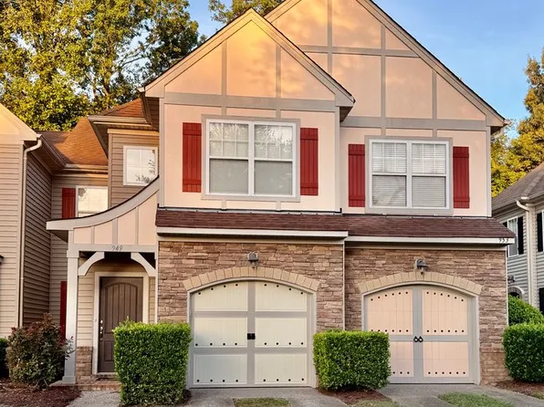 949 Turtle Pond Ln, Virginia Beach, VA 23455