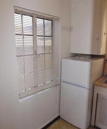 4th image of 324 S 6th Ave APT E