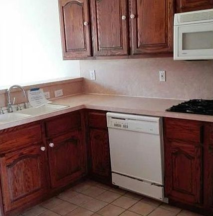 4th image of 1409 Summercrest Ln