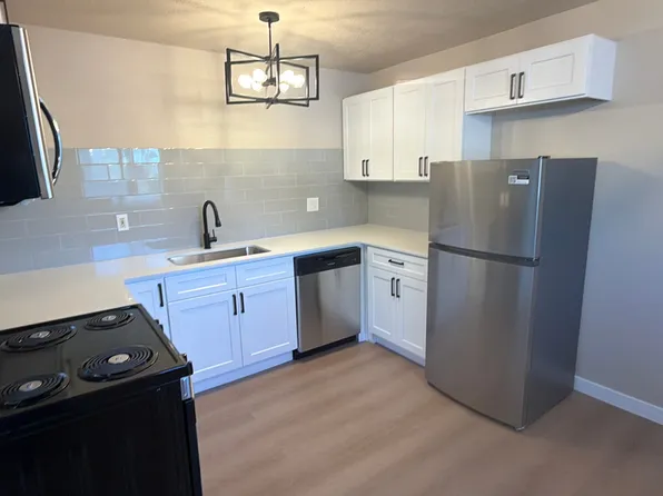 647 Swenson Ave APT 4, Springville, UT 84663