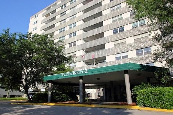 2nd image of 3415 W End Ave #506