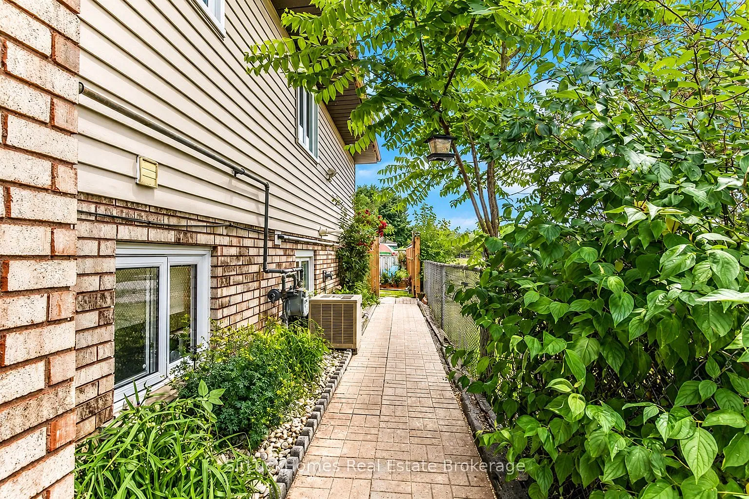 1 bed, $1,600 — Photo 2