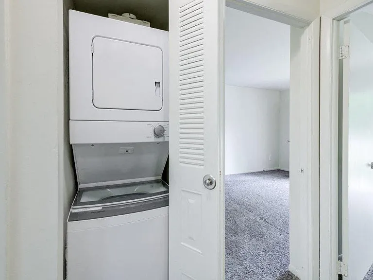 Tory Estates Apartment Homes — Photo 11