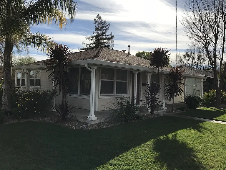 324 Stevenson St — Photo 3