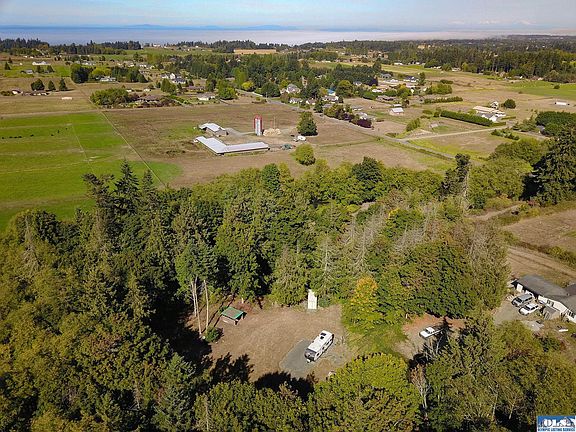 4th image of 257019 Highway 101