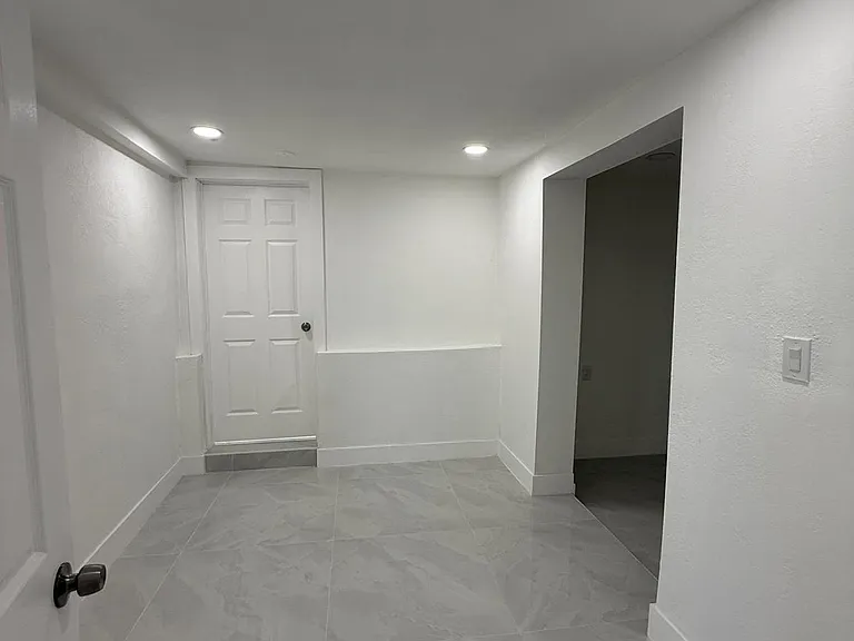 4400 SW 36th St — Photo 6
