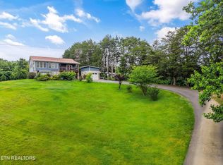 120 Fred King Ln, Sevierville, TN 37876
