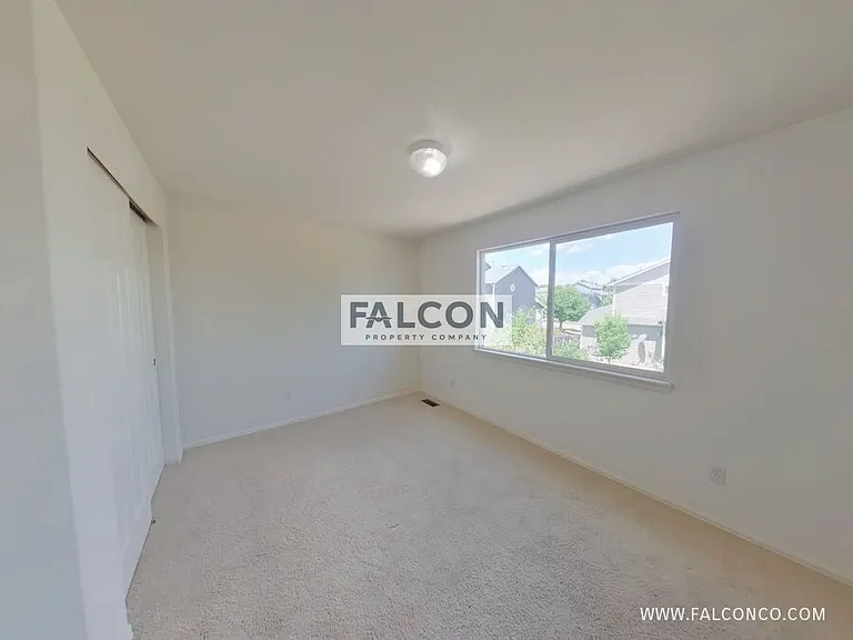 6536 Graymont Dr — Photo 15