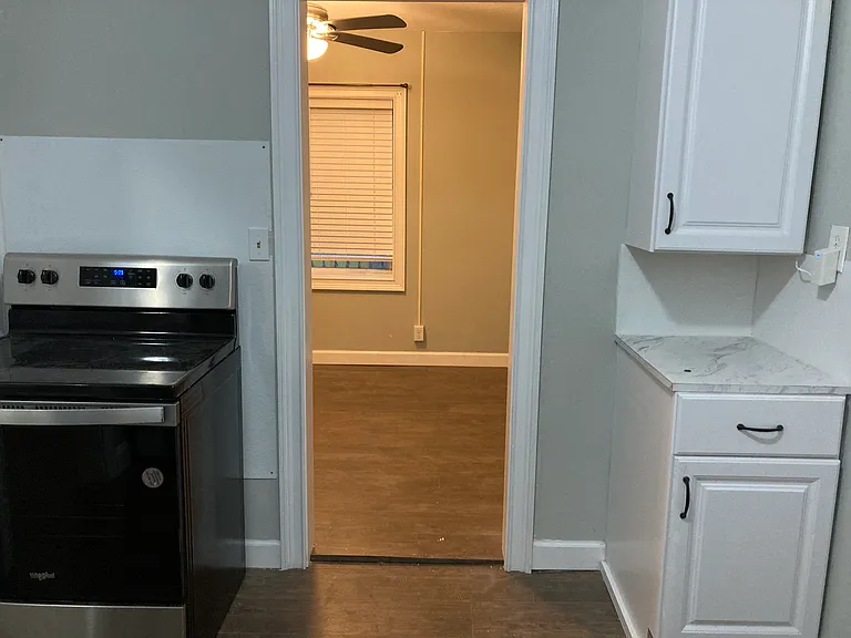 3601 Wylly Ave — Photo 6