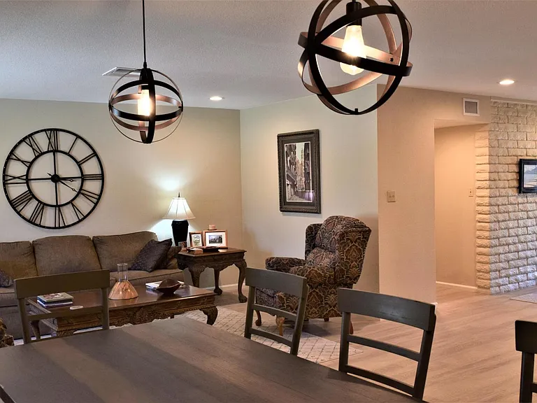 4532 W Corrine Dr — Photo 16