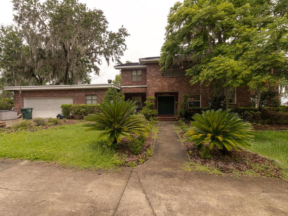 1st image of 11955 Little Creek Ln