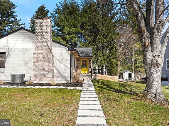 3rd image of 1018 Bosley Rd